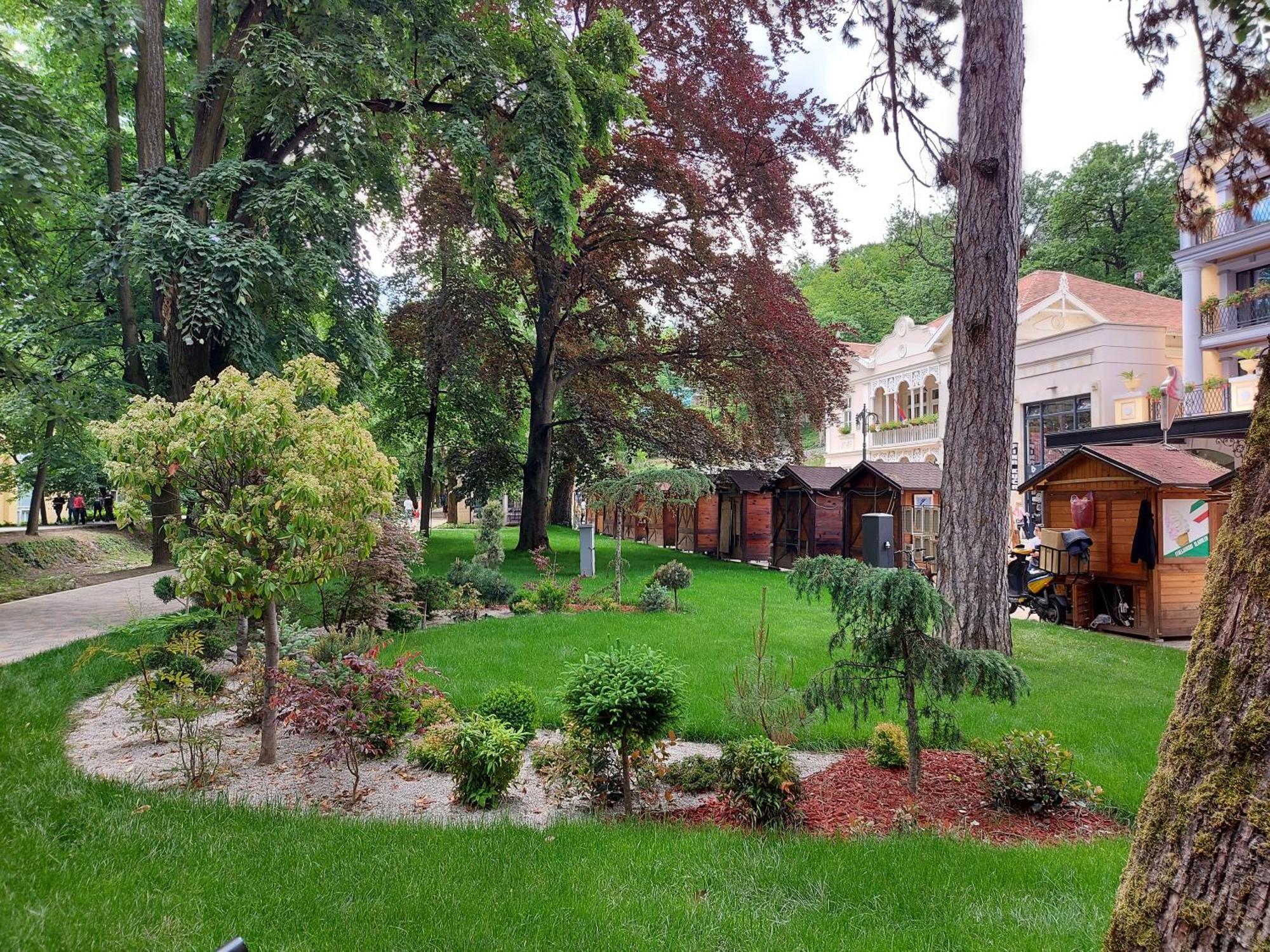 Apartman Modena Lux Vrnjačka Banja Exterior foto